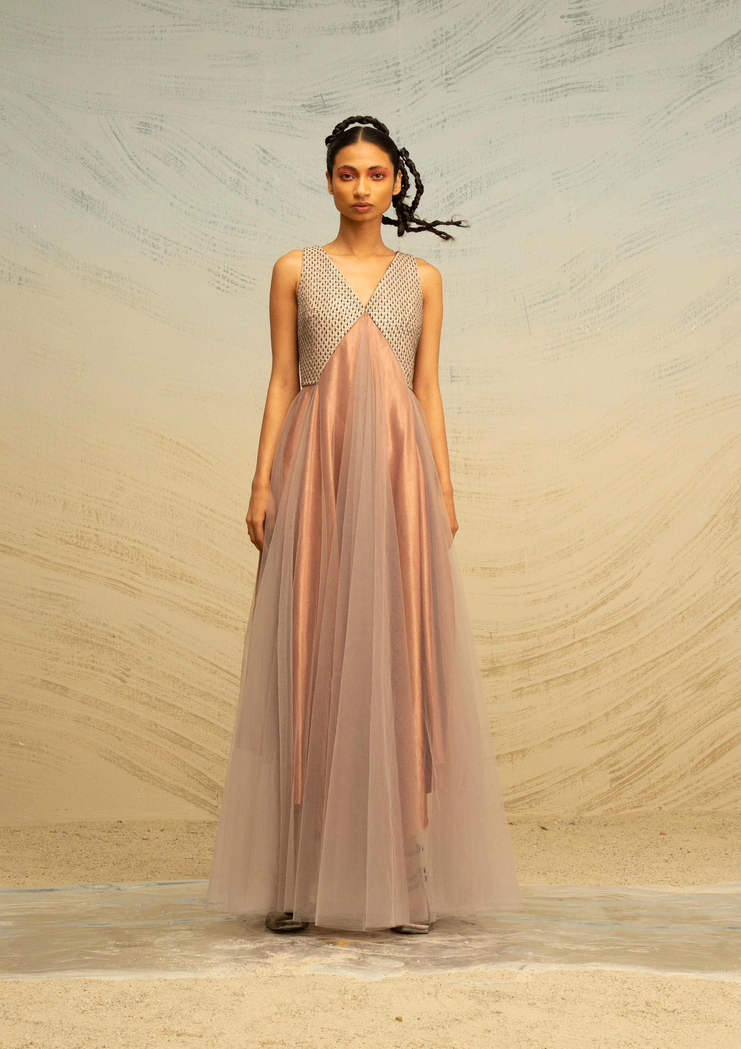 Acka tulle no sleeve one-piece acka 【公式通販】